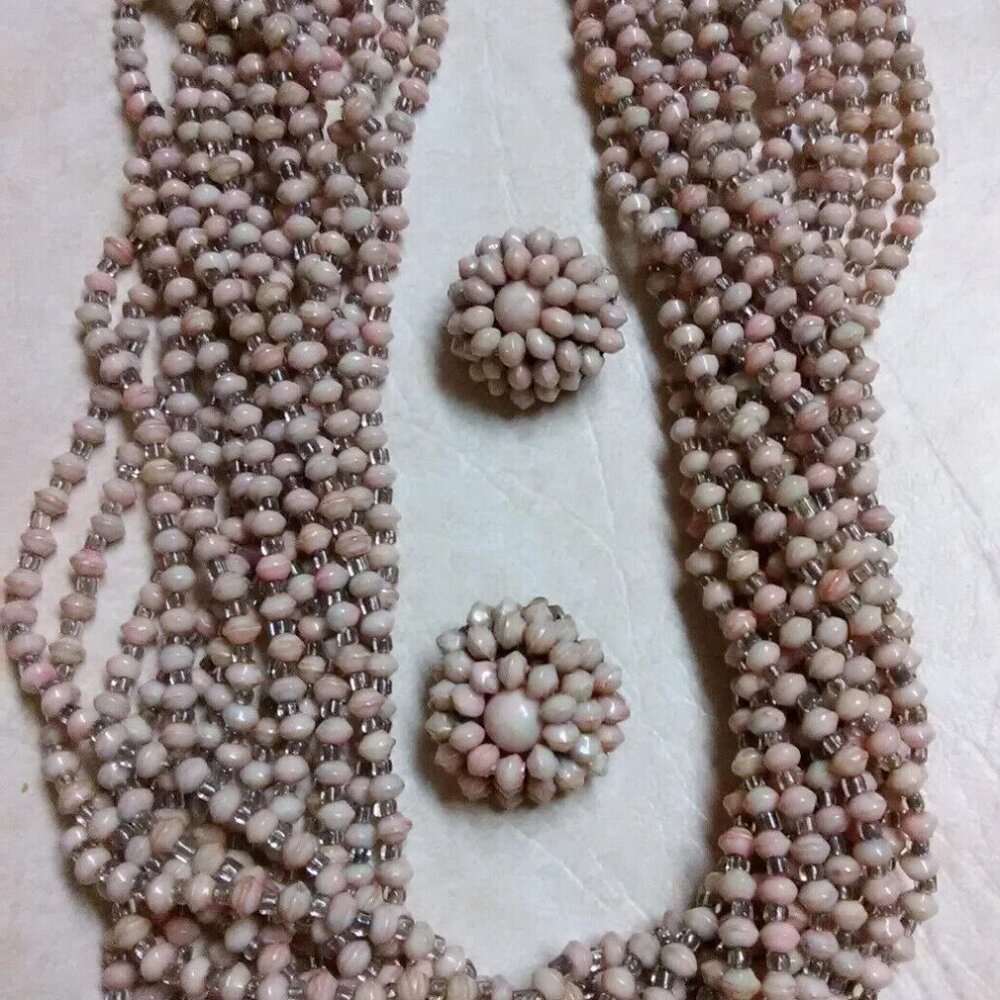 VINTAGE Hong Kong multi strand necklace / earrings set - Picture 2 of 13